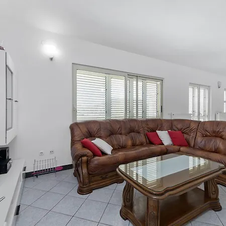 Vila Almas